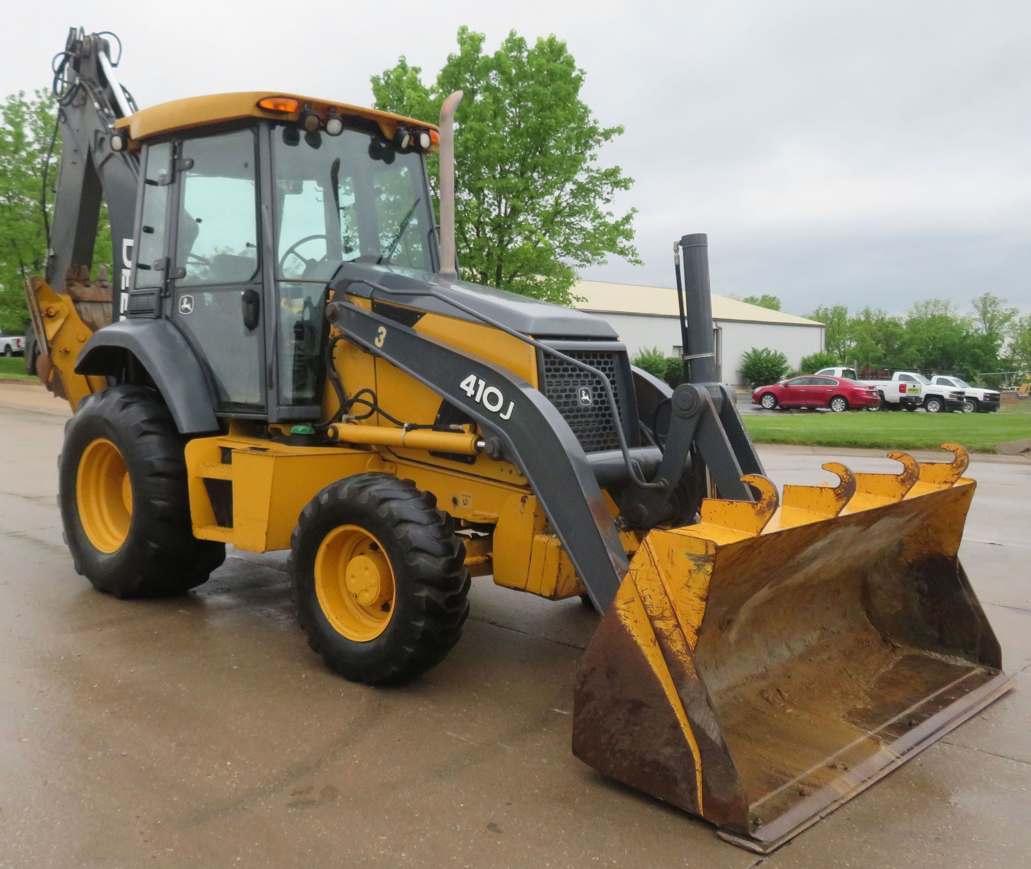 John Deere 410J Backhoe